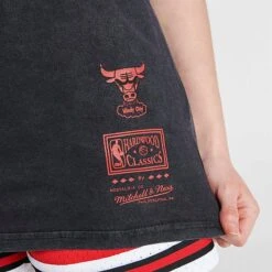 Women's Mitchell And Ness Chicago Bulls NBA Moment T-Shirt Black - 22169CBU BLK -Fashion General Store 22169CBU BLK M6