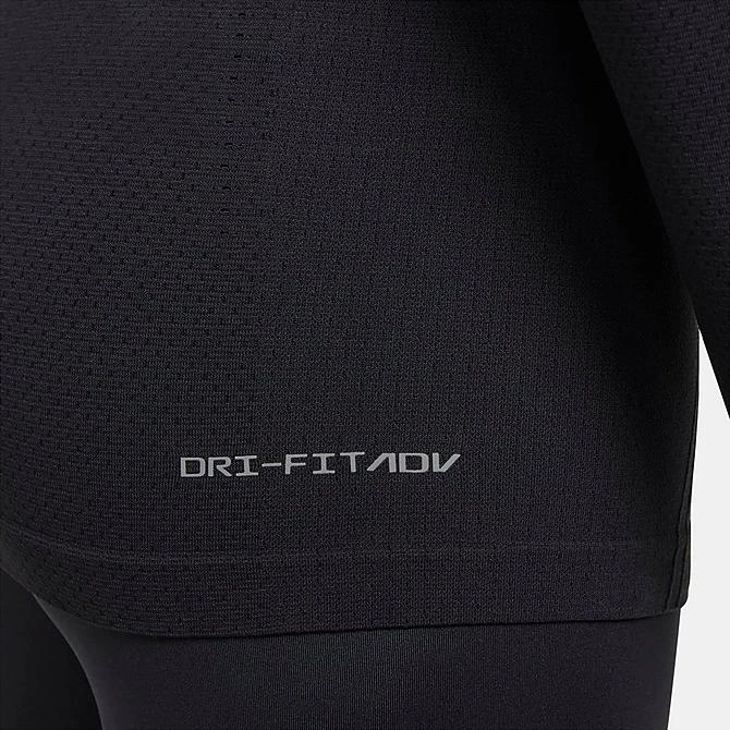 Women's Nike Dri-FIT ADV Aura Long-Sleeve T-Shirt Black/Reflective Silver - DD0593 010 7 Women's Nike Dri-FIT ADV Aura Long-Sleeve T-Shirt Black/Reflective Silver - DD0593 010 - Image 5