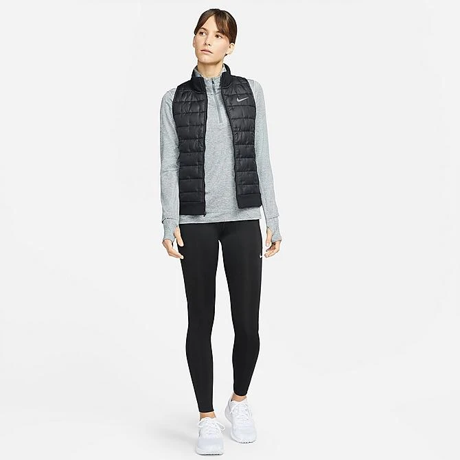 Women's Nike Therma-FIT Synthetic Fill Full-Zip Vest Black/Reflective Silver - DD6084 010 4 Women's Nike Therma-FIT Synthetic Fill Full-Zip Vest Black/Reflective Silver - DD6084 010 - Image 2