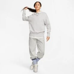 Women's Nike Sportswear Phoenix Fleece Oversized Crewneck Sweatshirt Photon Dust/Black - DQ5733 025 -Fashion General Store DQ5733 025 M3