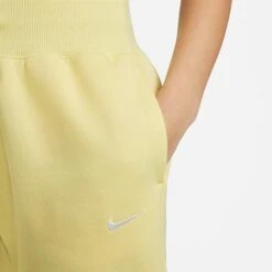 Women's Nike Sportswear Phoenix Fleece Oversized High-Waist Jogger Pants Lemon Chiffon/Sail - DQ5887 706 -Fashion General Store DQ5887 706 M4
