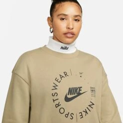 Women's Nike Sportswear Phoenix Fleece Oversized Crewneck Sweatshirt Neutral Olive - FD4234 276 -Fashion General Store FD4234 276 M4