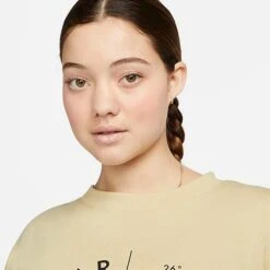 Women's Nike Sportswear Phoenix Fleece Oversized Crewneck Sweatshirt Team Gold - FD4234 783 -Fashion General Store FD4234 783 M5