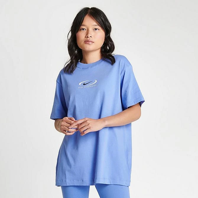Women's Nike Sportswear Swoosh Life Graphic T-Shirt Polar Ice - FN7722 450 5 Women's Nike Sportswear Swoosh Life Graphic T-Shirt Polar Ice - FN7722 450 - Image 3