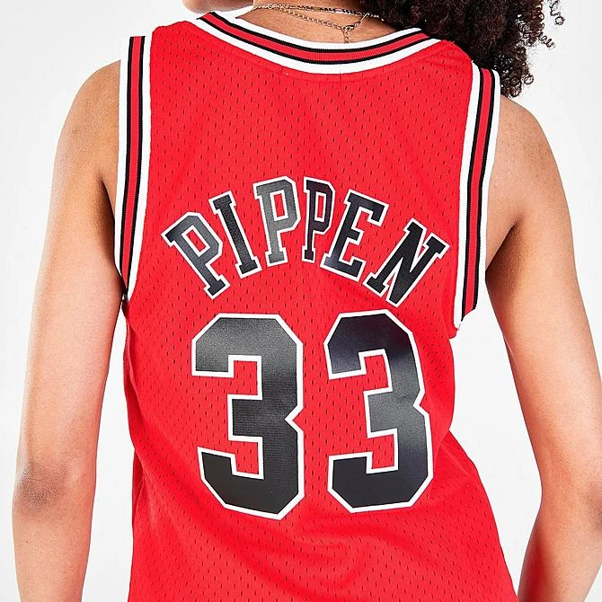 Women's Mitchell & Ness Chicago Bulls NBA Scottie Pippen Hardwood Classics 1997-98 Swingman Jersey Red - JEL18120 RED 6 Women's Mitchell & Ness Chicago Bulls NBA Scottie Pippen Hardwood Classics 1997-98 Swingman Jersey Red - JEL18120 RED - Image 4