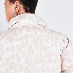 Women's The North Face Cropped Printed Nuptse Short Jacket Silver Grey Leopard Print - NF0A5IXT 2AN 13 Women's The North Face Cropped Printed Nuptse Short Jacket Silver Grey Leopard Print - NF0A5IXT 2AN -Fashion General Store NF0A5IXT 2AN M6